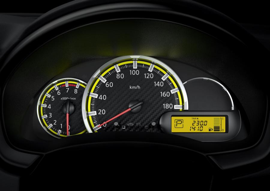Панель приборов Datsun GO Panca 2018 года  (фото 6 из 8)